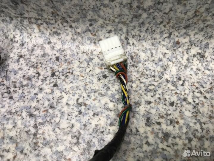 Зеркало левое Mitsubishi Outlander Xl 2007