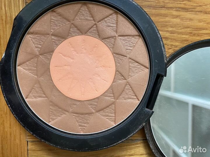 Бронзирующие румяна Guerlain