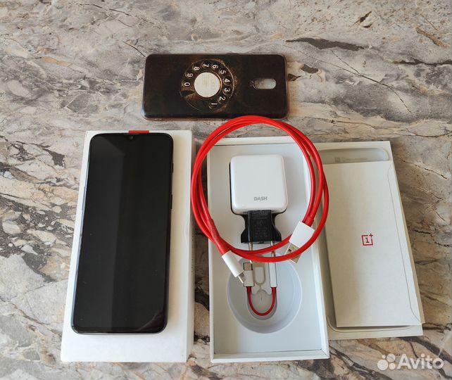 OnePlus 6T, 6/128 ГБ