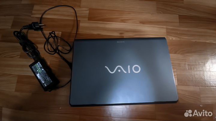 Ноутбук Sony vaio i3