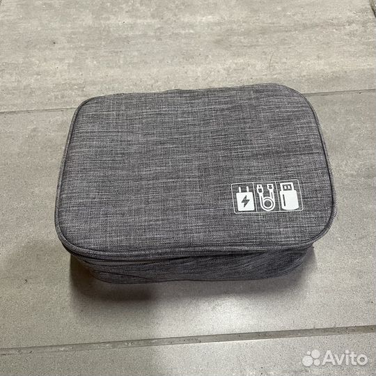 Органайзер для зарядных устройств и кабелей