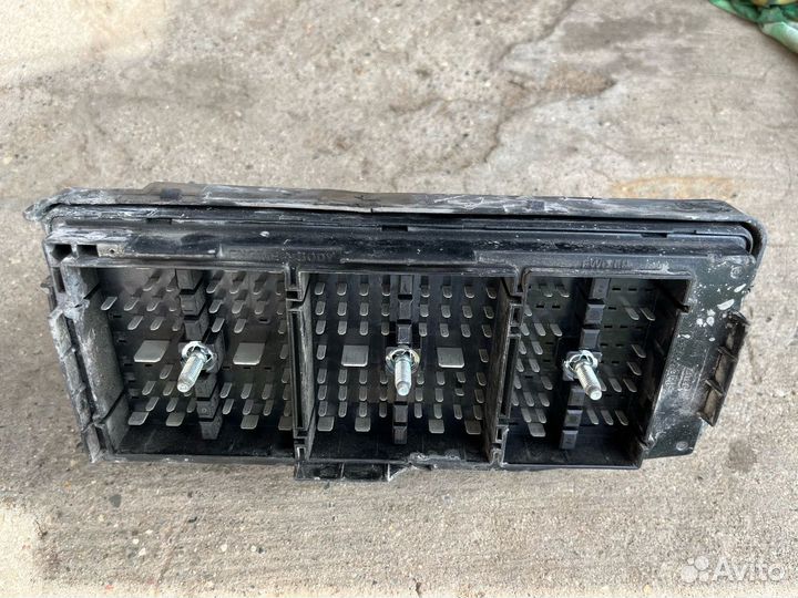 Блок предохранителей Chevrolet Captiva