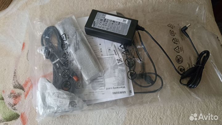 Саундбар samsung hw-b550 новый