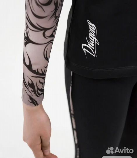 Футболка с тату рукавами