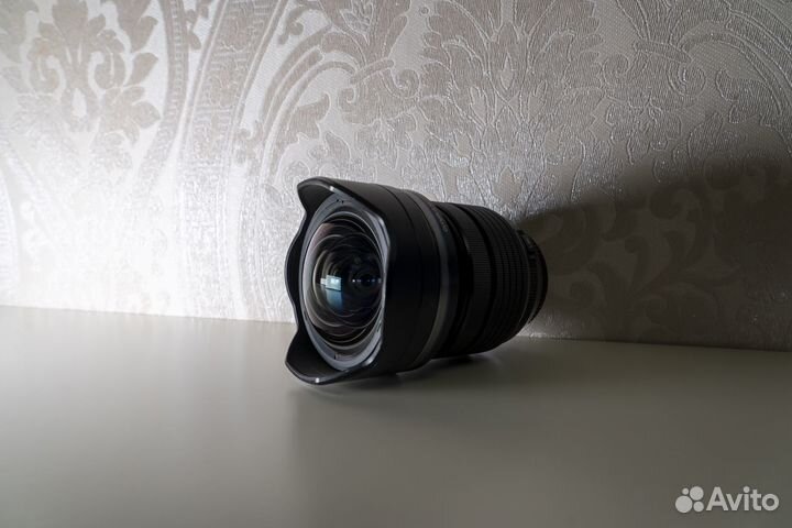 Объектив Olympus 7-14mm f/2.8 pro micro 4/3