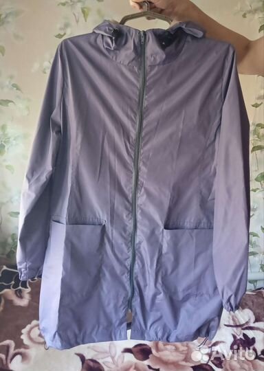 Ветровка женская