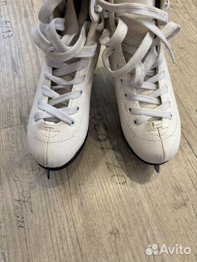 Коньки фигурные 37 размер