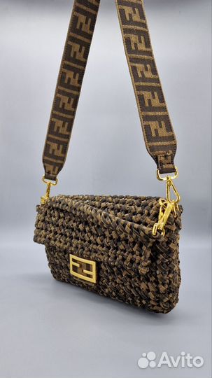 Женская сумка fendi