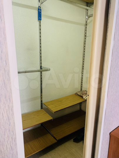 2-к. квартира, 50 м², 3/3 эт.