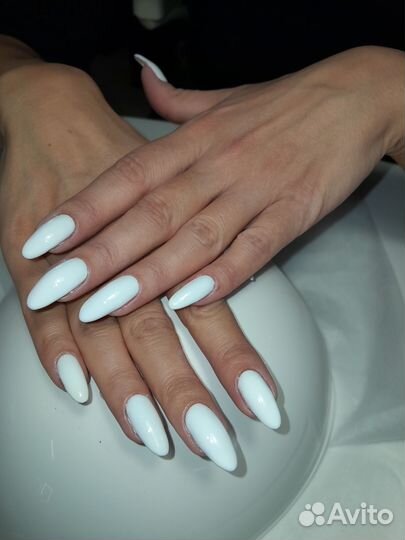 Маникюр- педикюр