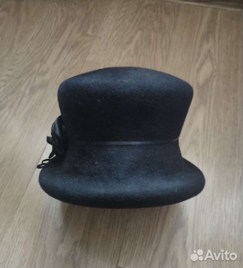 Шапка демисезонная женская