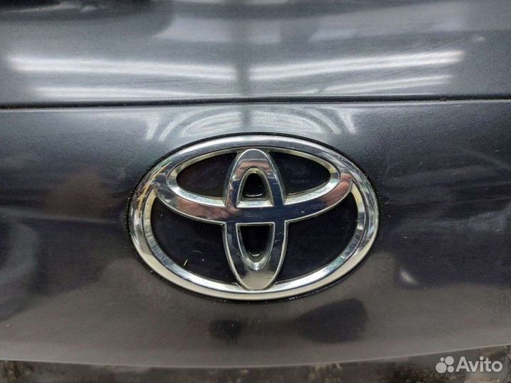 Крышка багажника Toyota Rav4