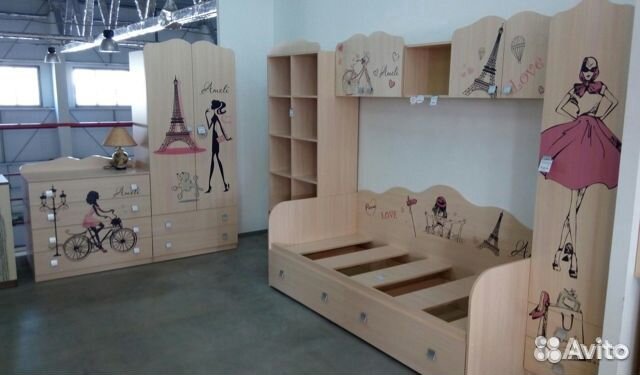 Стеллаж в детскую