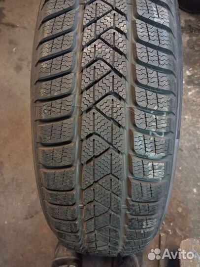 Pirelli Sottozero Winter 240 195/55 R20
