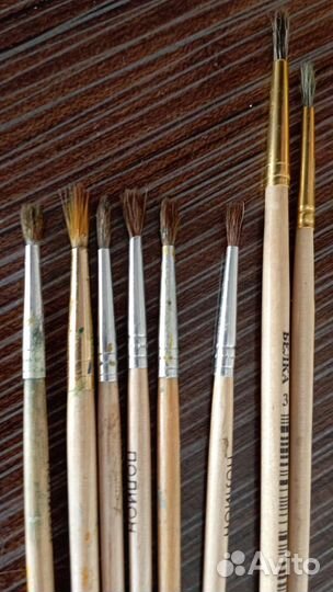 Кисти художественные много