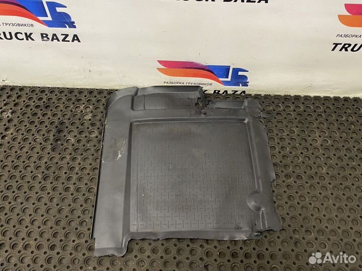 1767688 Коврик салона задний правый