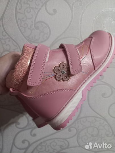 Зимние ботинки для девочки