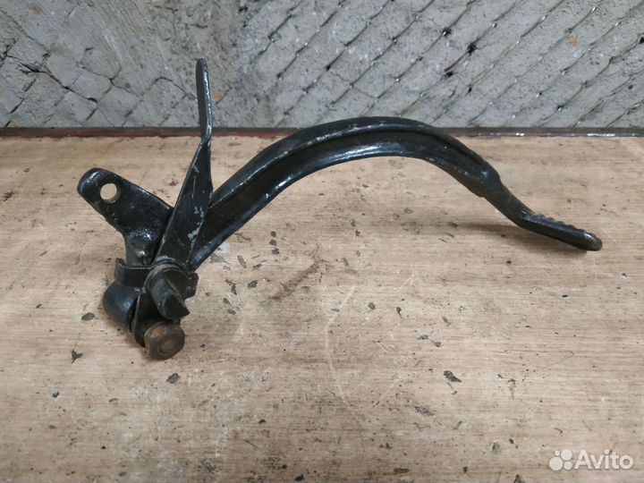 Педаль тормоза с ручником иж