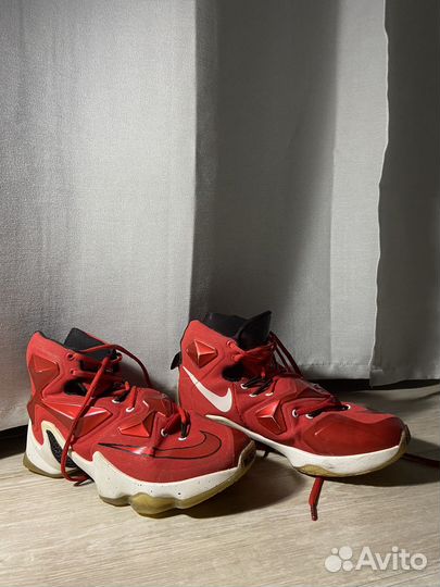 Nike lebron 13