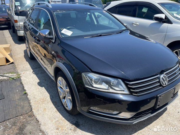 Подушка безопасности боковая правая Vw Passat B7