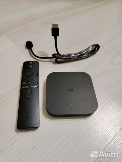 TV приставка Xiaomi Mi box s