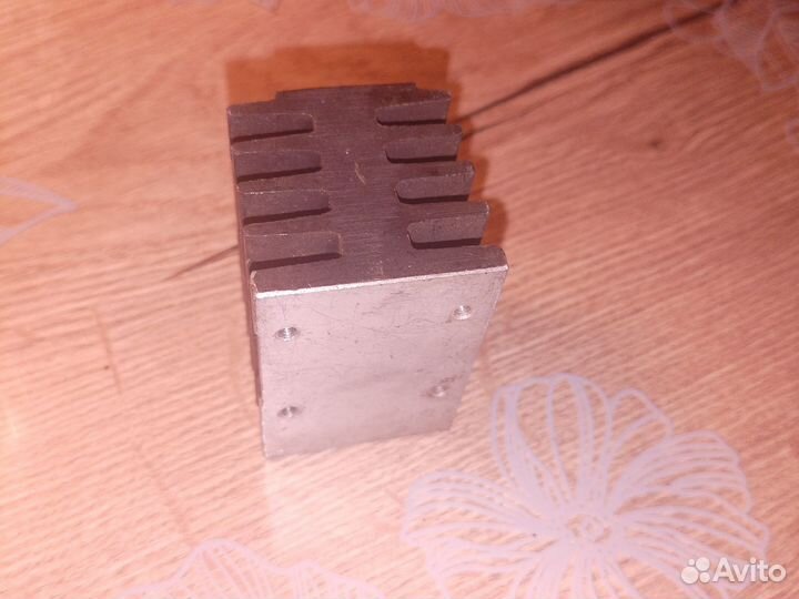 Алюминиевые радиаторы бу для электроники