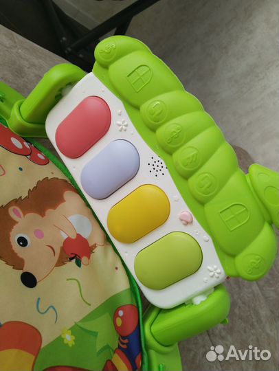 Развивающий коврик с пианино