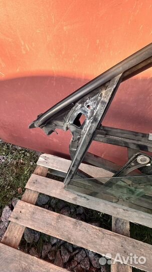 Стеклоподъемник передний правый Audi A4 B5