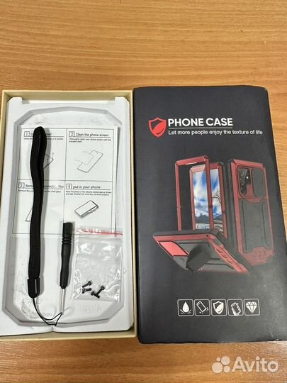 Чехол на iPhone 14