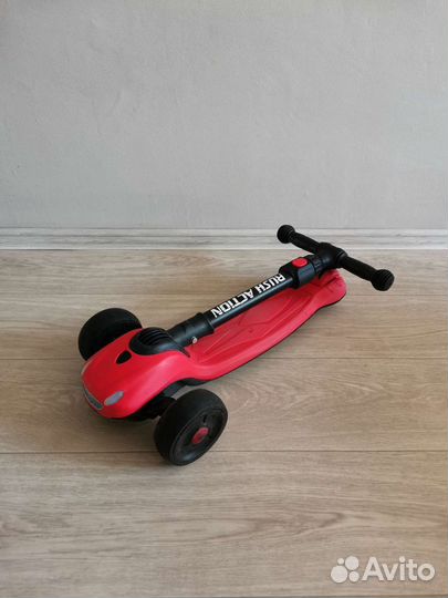 Самокат детский трехколесный