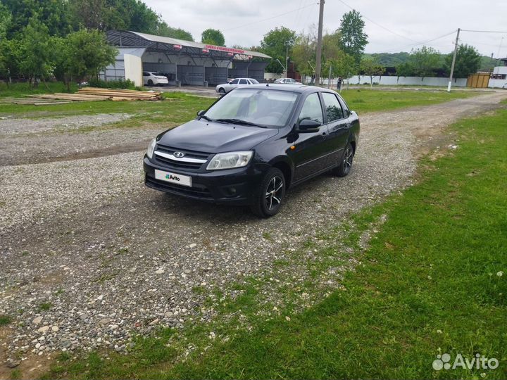 LADA Granta 1.6 МТ, 2016, 220 000 км