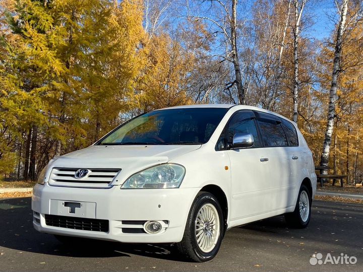 Toyota Ipsum 2.4 AT, 2001, 270 000 км