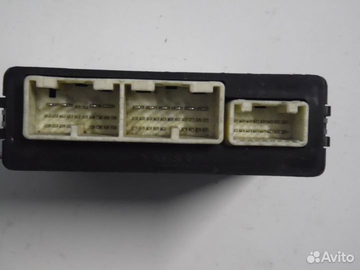 Блок управления двери передней левой Лексус GS