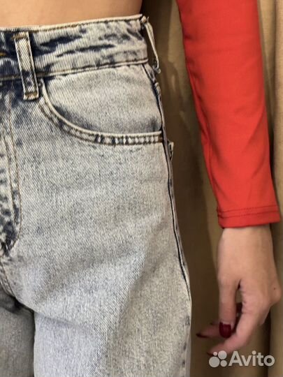 Джинсы (топ в подарок)