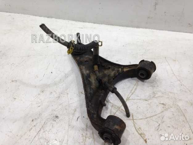 Рычаг передний правый верхний Land Rover Discovery 3