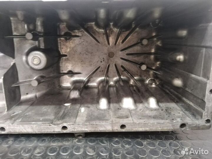 Поддон масляный двигателя