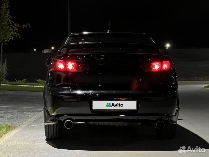 Mitsubishi Lancer 2.0 МТ, 2008, 310 000 км