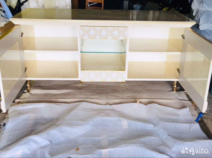 Тумба под тв Италия