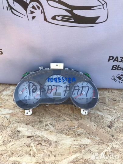 Панель приборов Subaru Forester SG5 2005
