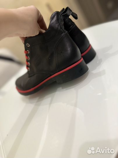 Ботинки женские демисезонные 39 размер