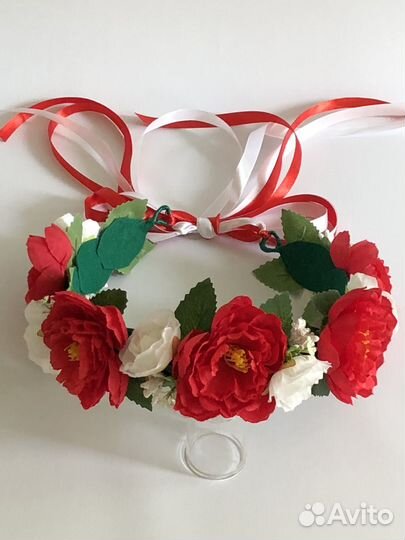 Венок с цветами. Ободок с рамашками