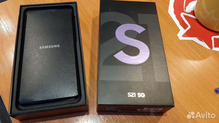 Коробка Samsung s21