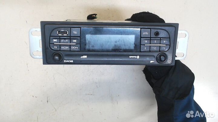 Магнитола Opel Vivaro, 2015