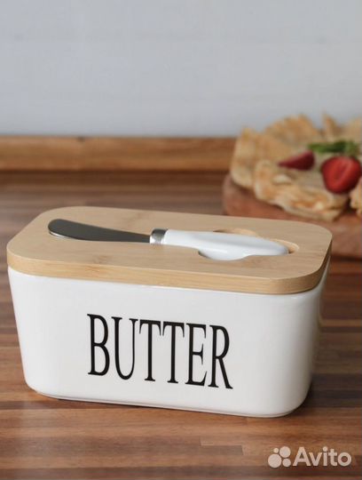 Новая керамическая масленка с крвшкой и ножом