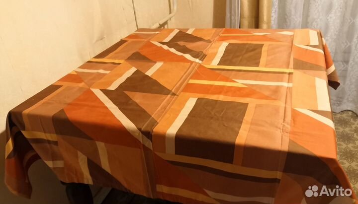 Скатерть 1,30 м*1,30 м, сатин