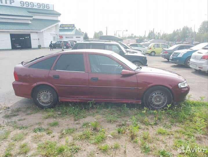 Opel Vectra 1.8 МТ, 2001, 205 000 км