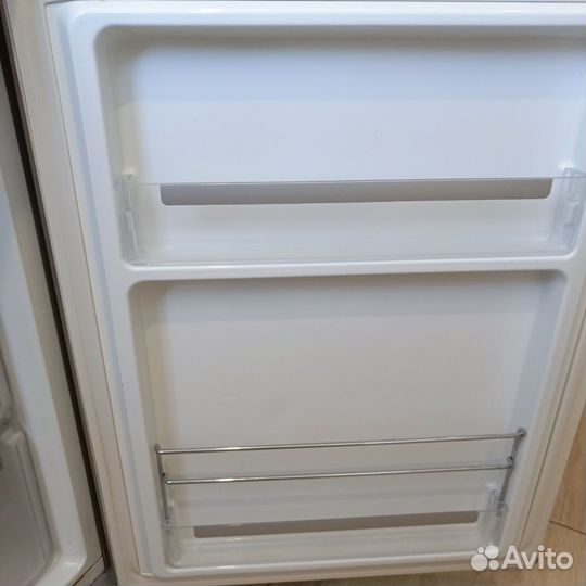 Холодильник LJ electrocool