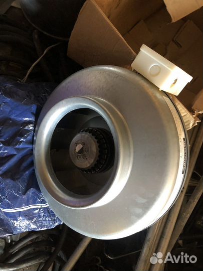 Канальный вентилятор 200