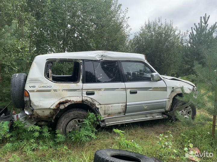 Toyota Land Cruiser Prado 90