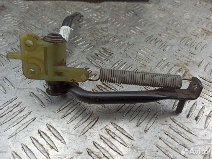 Подшипник, рычаг педали Mercedes-Benz 190 W201